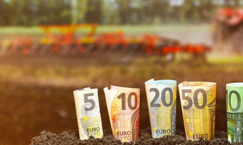 Купівля сільгосптехніки в лізинг. Переваги для аграріїв